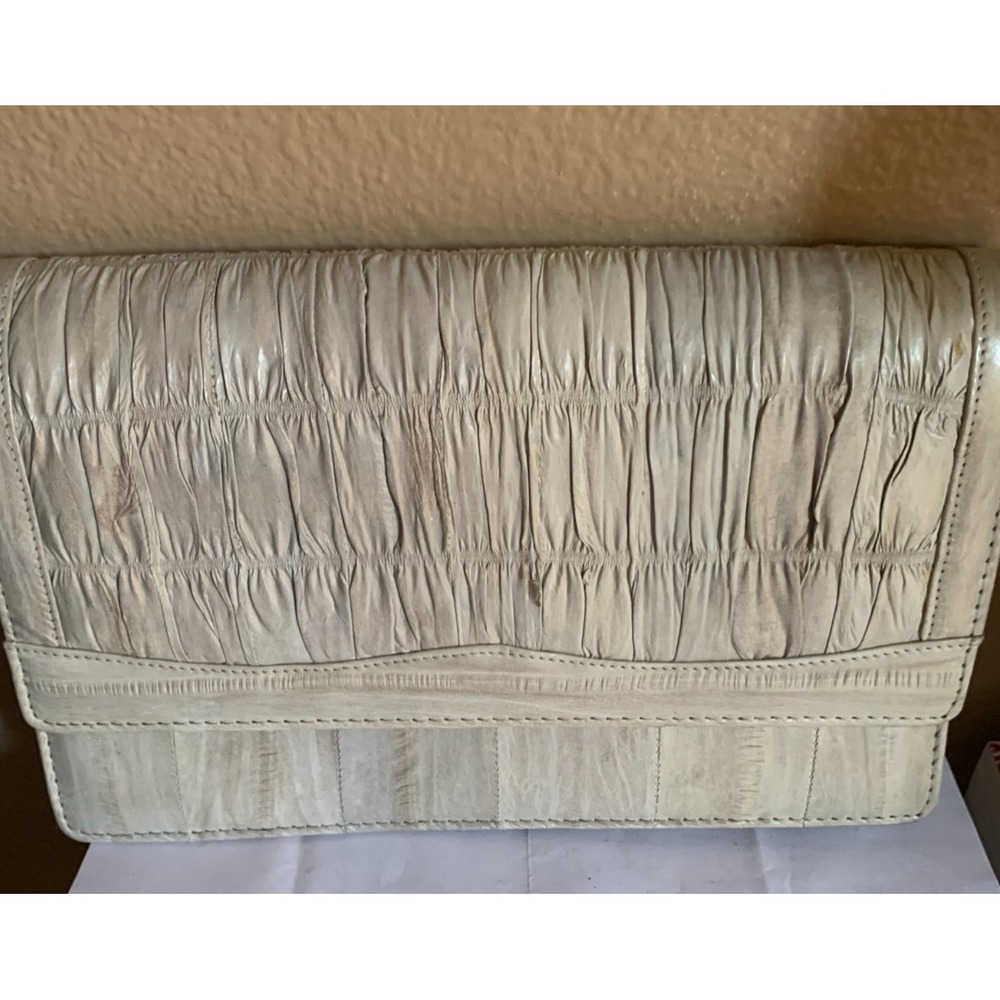 Eel Skin Clutch Off White‎ NWOT